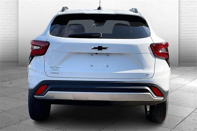 new 2025 Chevrolet Trax car, priced at $25,790