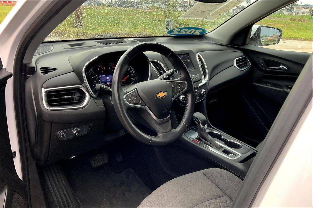 used 2022 Chevrolet Equinox car, priced at $20,188