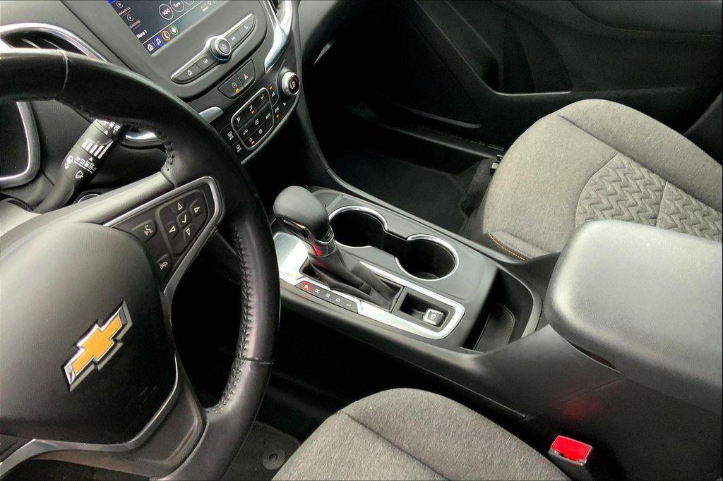 used 2022 Chevrolet Equinox car, priced at $20,188