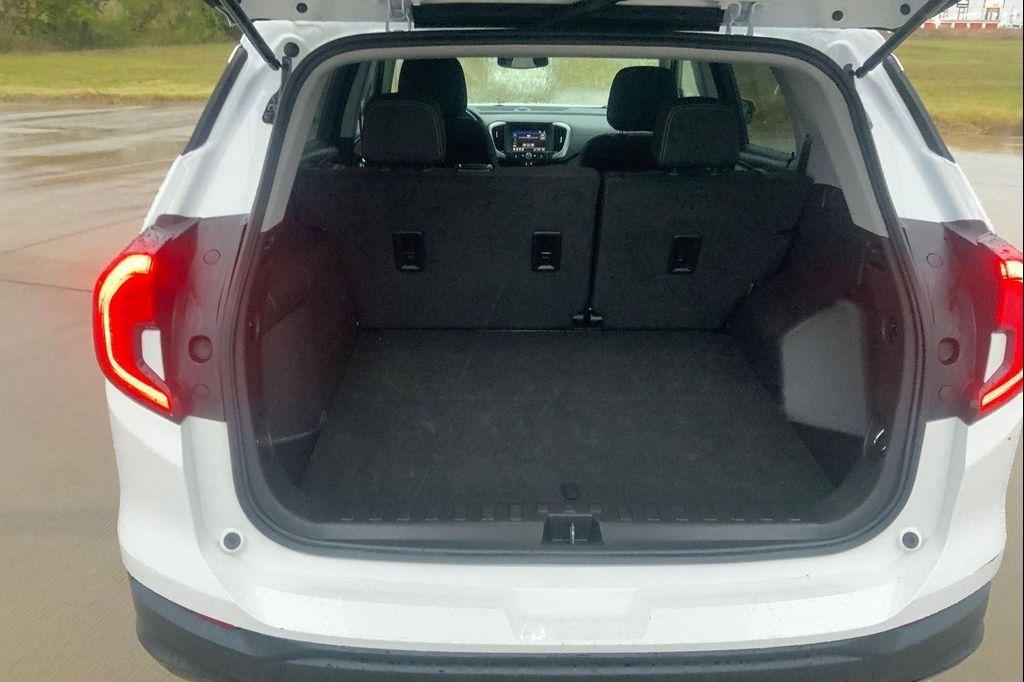 used 2024 GMC Terrain car, priced at $22,624