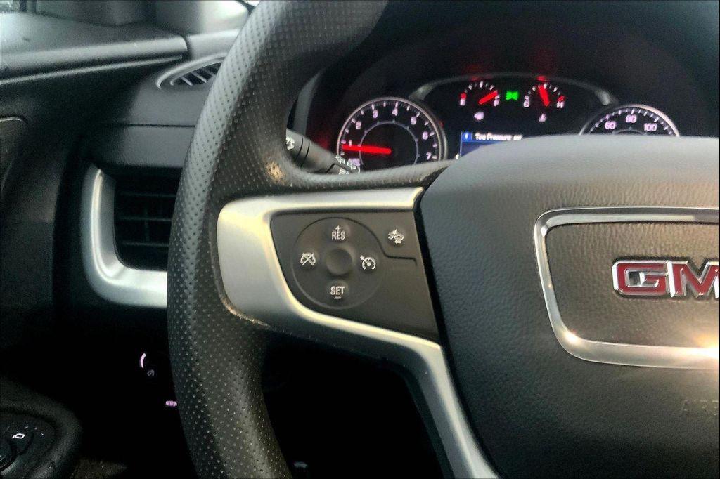 used 2024 GMC Terrain car, priced at $22,624