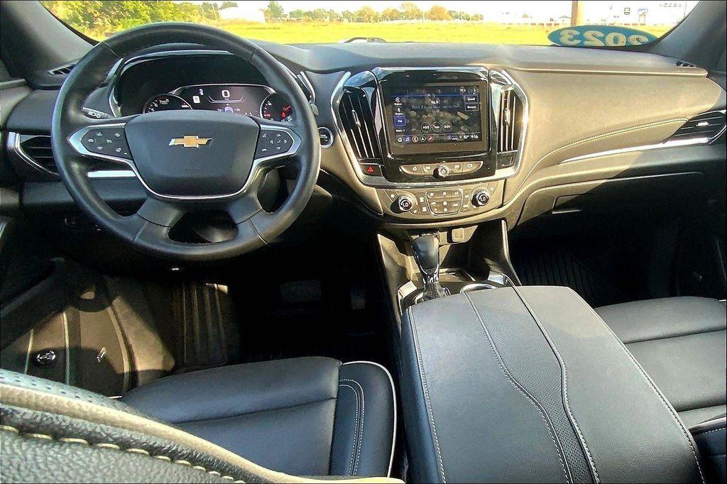used 2023 Chevrolet Traverse car, priced at $36,691