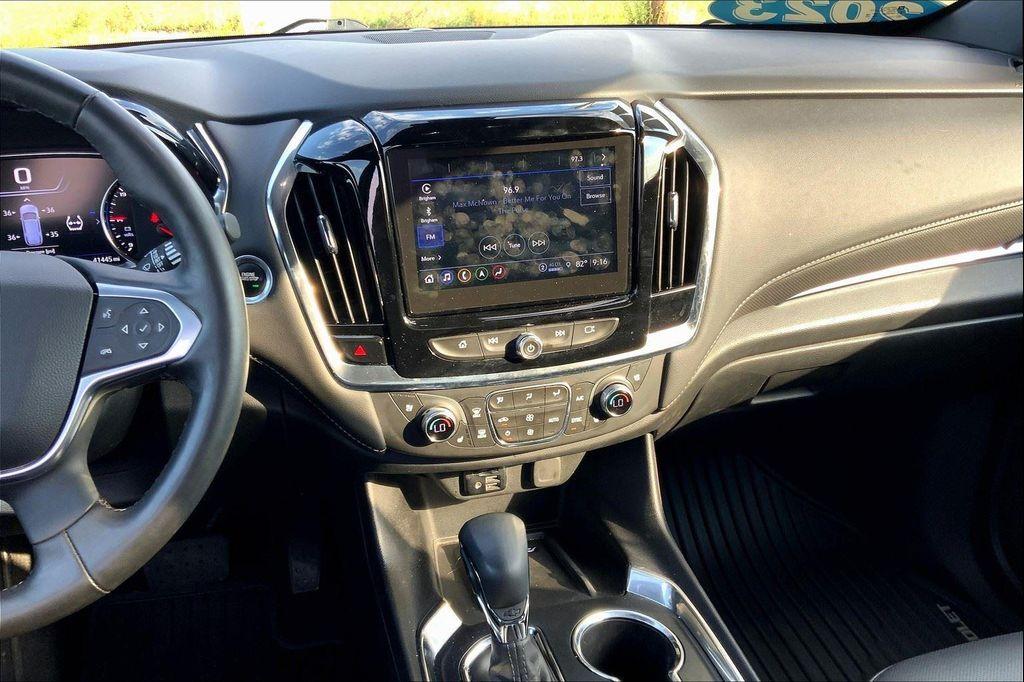 used 2023 Chevrolet Traverse car, priced at $36,691