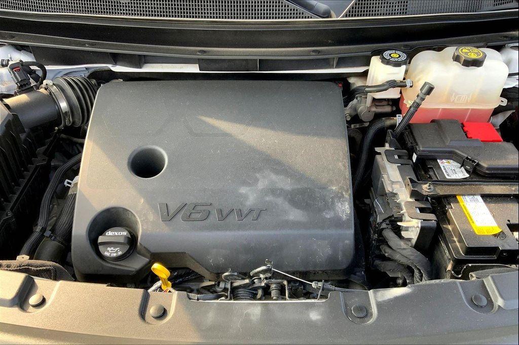 used 2023 Chevrolet Traverse car, priced at $36,691