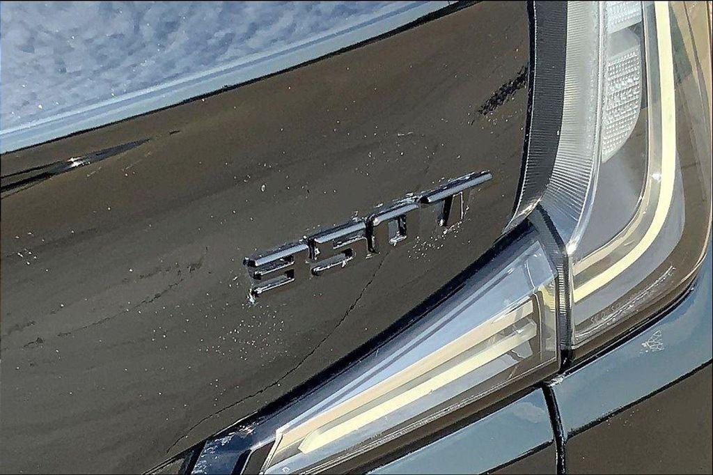 used 2021 Cadillac XT4 car, priced at $22,724