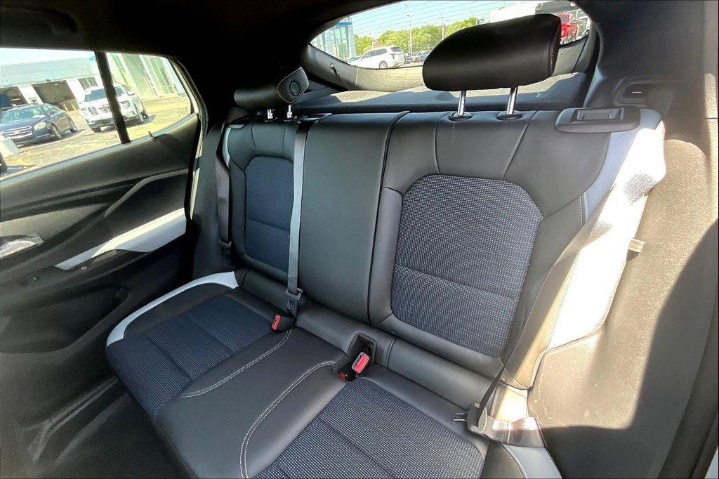 new 2025 Buick Envista car, priced at $26,430