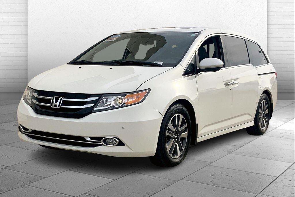 used 2016 Honda Odyssey car, priced at $17,071