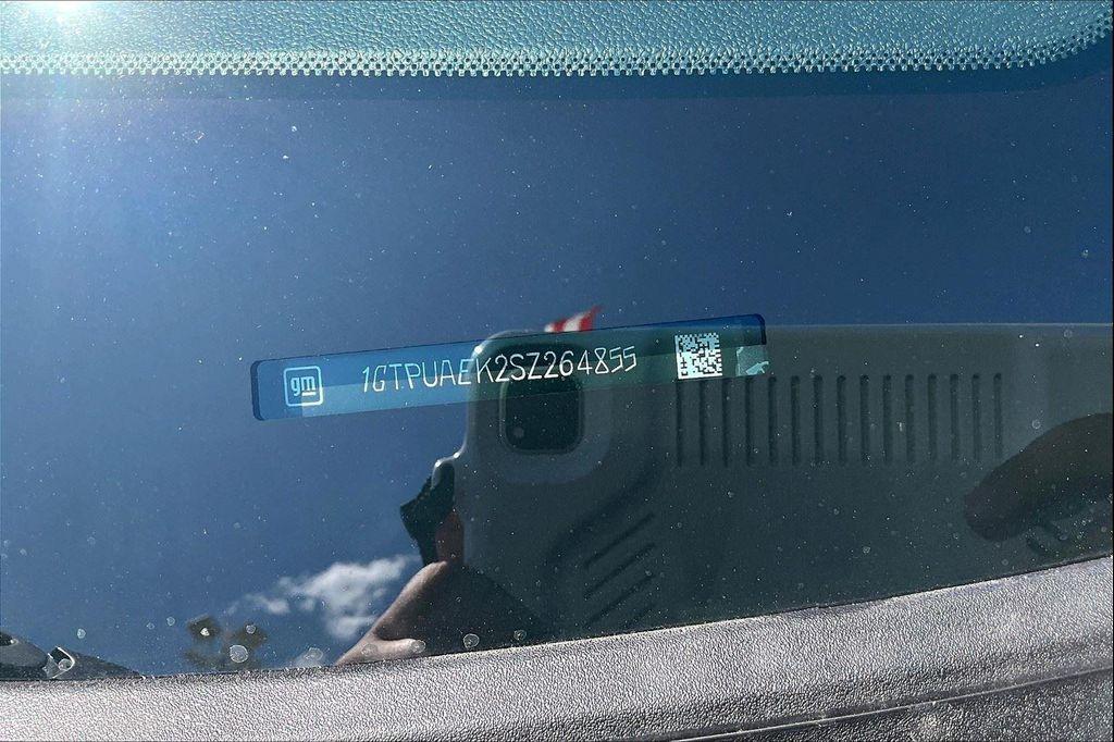 new 2025 GMC Sierra 1500 car, priced at $38,115