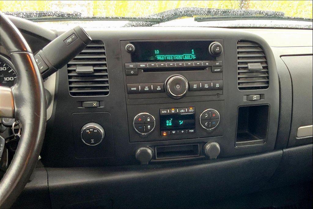 used 2007 Chevrolet Silverado 2500 car, priced at $16,999