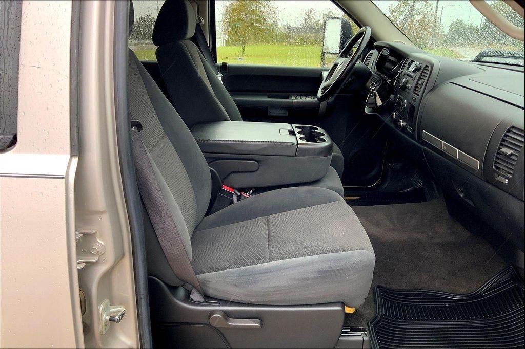 used 2007 Chevrolet Silverado 2500 car, priced at $16,999