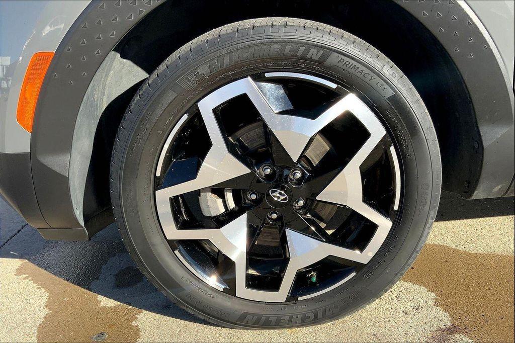 used 2022 Hyundai SANTA CRUZ car, priced at $27,409