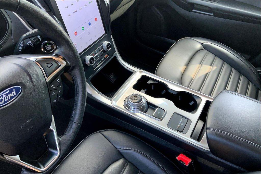 used 2024 Ford Edge car, priced at $24,322