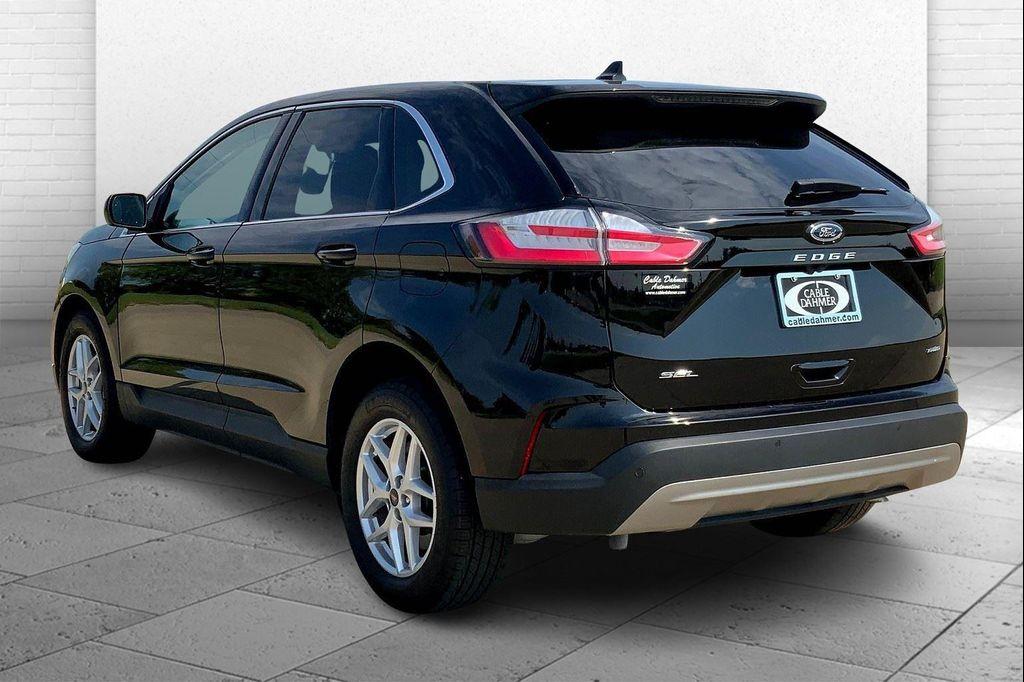 used 2024 Ford Edge car, priced at $24,322