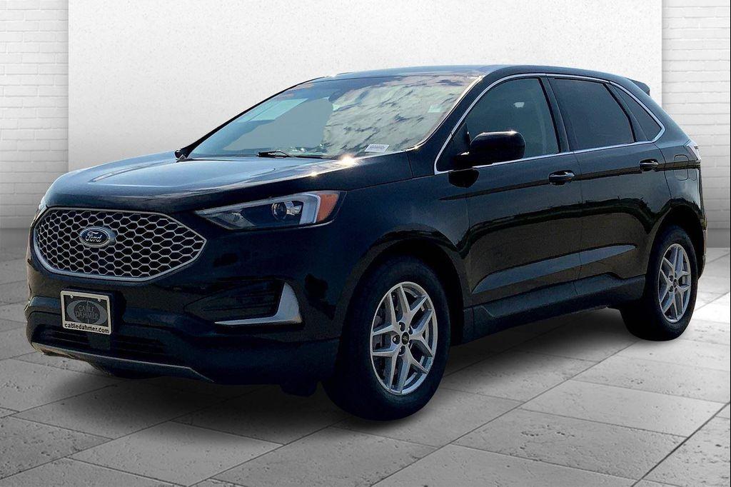 used 2024 Ford Edge car, priced at $24,322