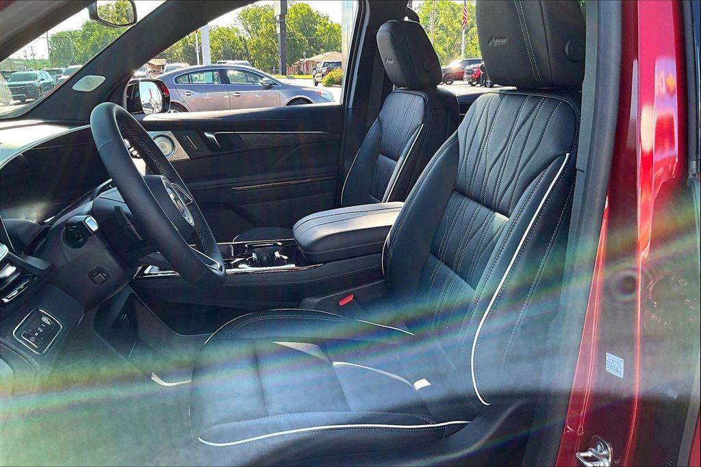 new 2025 Buick Enclave car, priced at $55,470