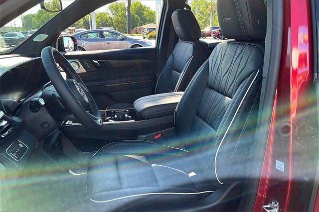 new 2025 Buick Enclave car, priced at $54,470