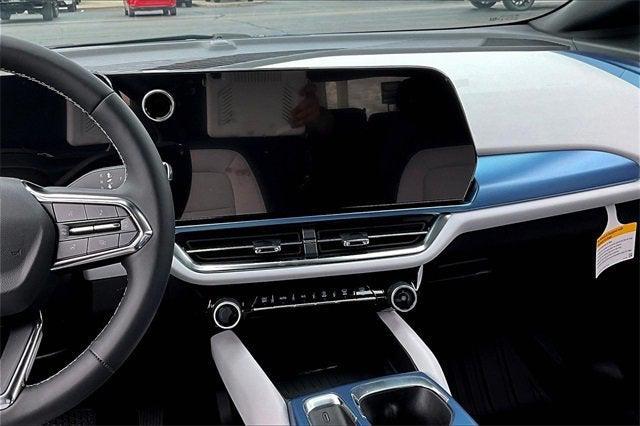 new 2025 Chevrolet Equinox EV car, priced at $41,640