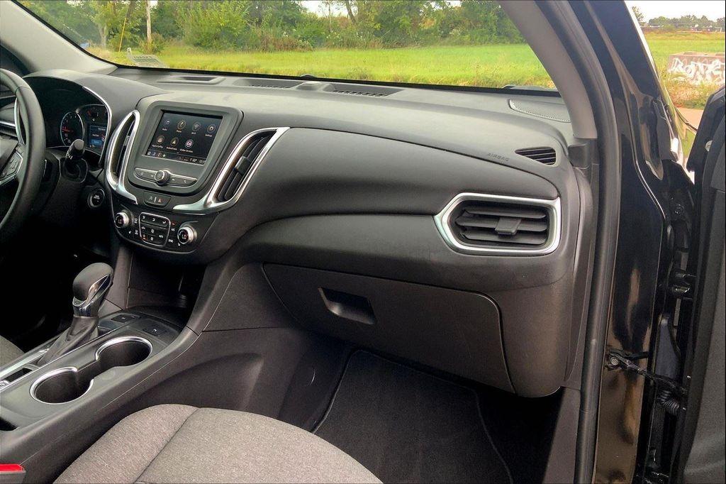 used 2024 Chevrolet Equinox car, priced at $20,553