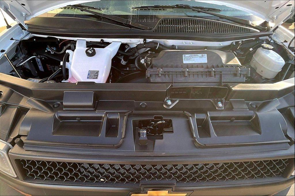 new 2025 Chevrolet Express 2500 car, priced at $37,720