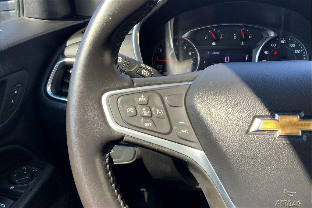 used 2022 Chevrolet Equinox car, priced at $18,997