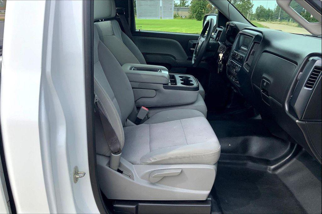 used 2017 GMC Sierra 1500 car, priced at $19,500