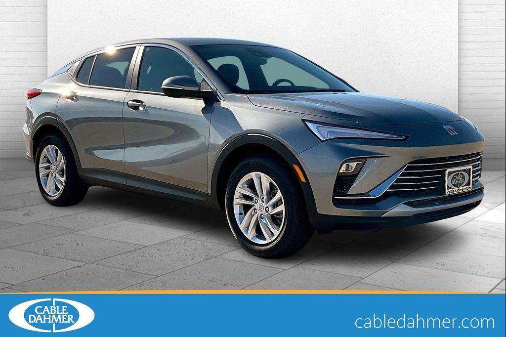 new 2025 Buick Envista car, priced at $25,110