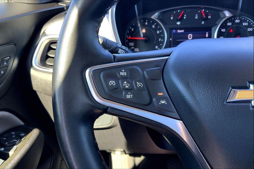 used 2024 Chevrolet Equinox car, priced at $21,109