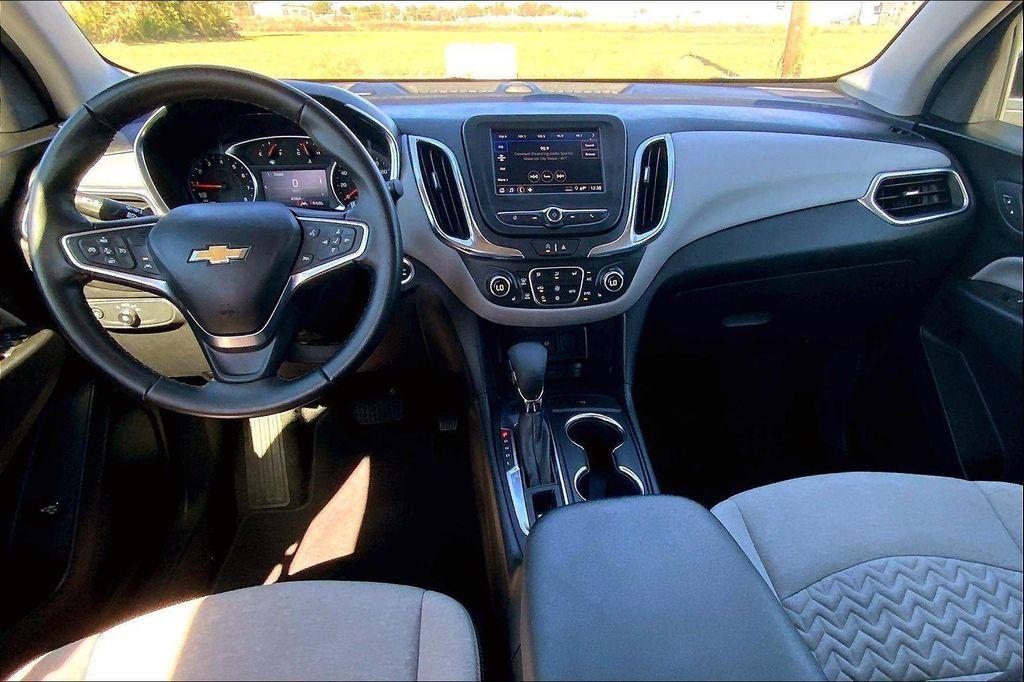 used 2024 Chevrolet Equinox car, priced at $21,109