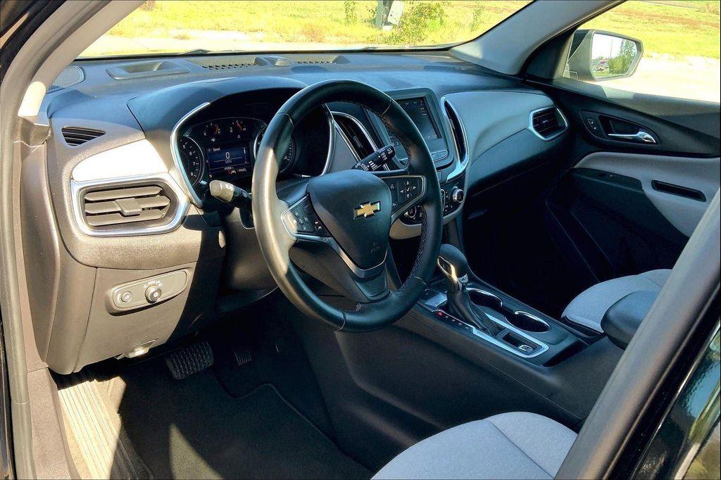 used 2024 Chevrolet Equinox car, priced at $21,109