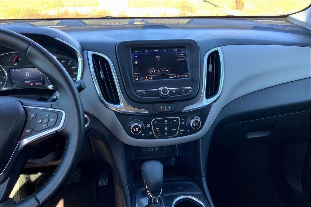 used 2024 Chevrolet Equinox car, priced at $21,109