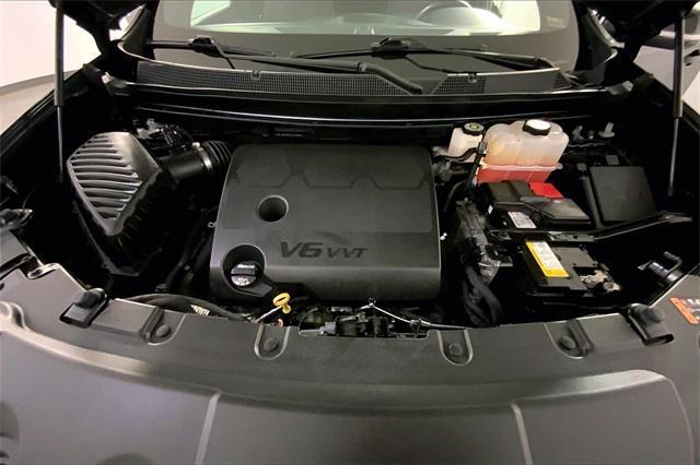 used 2023 Chevrolet Traverse car, priced at $28,890