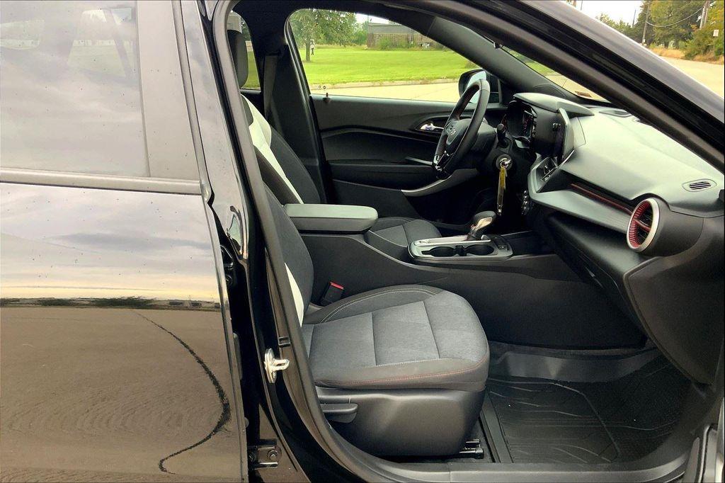 used 2024 Chevrolet Trax car, priced at $21,615