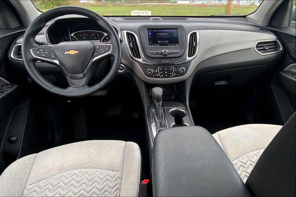 used 2024 Chevrolet Equinox car, priced at $22,696