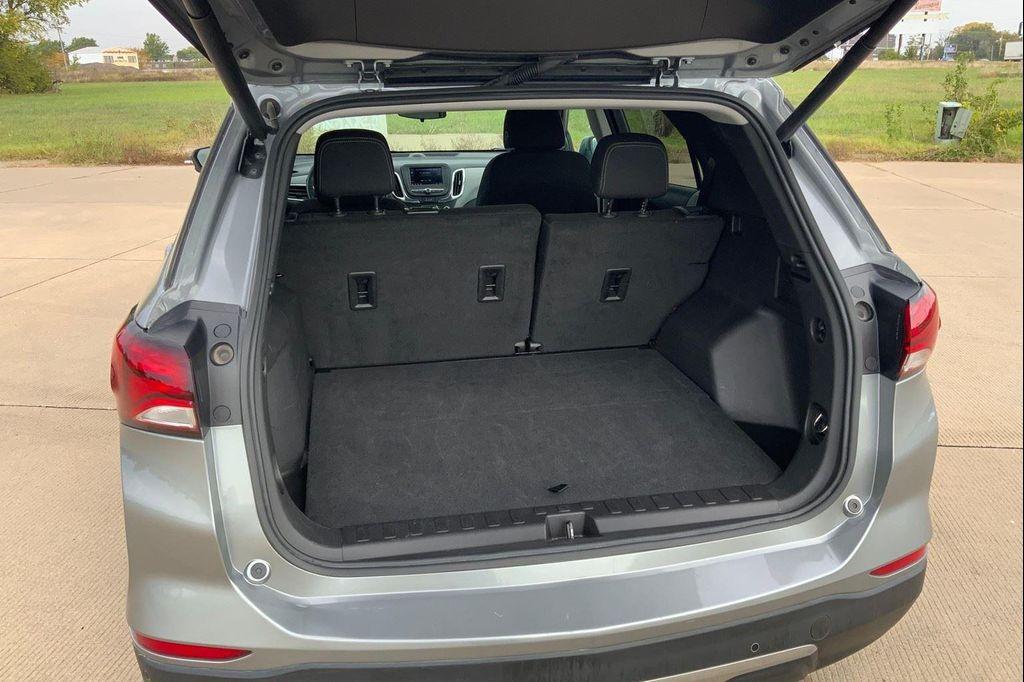 used 2024 Chevrolet Equinox car, priced at $22,696