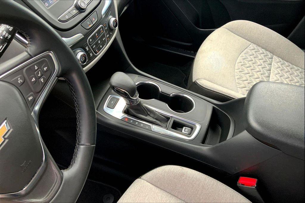 used 2024 Chevrolet Equinox car, priced at $22,696