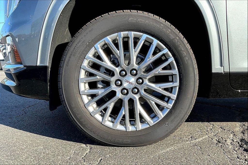 new 2025 GMC Acadia car, priced at $57,530