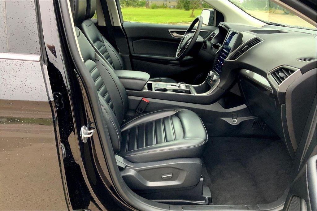 used 2024 Ford Edge car, priced at $23,717