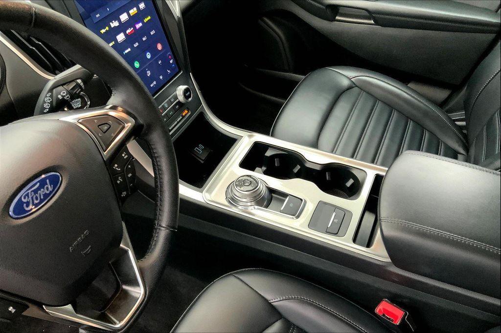 used 2024 Ford Edge car, priced at $23,717