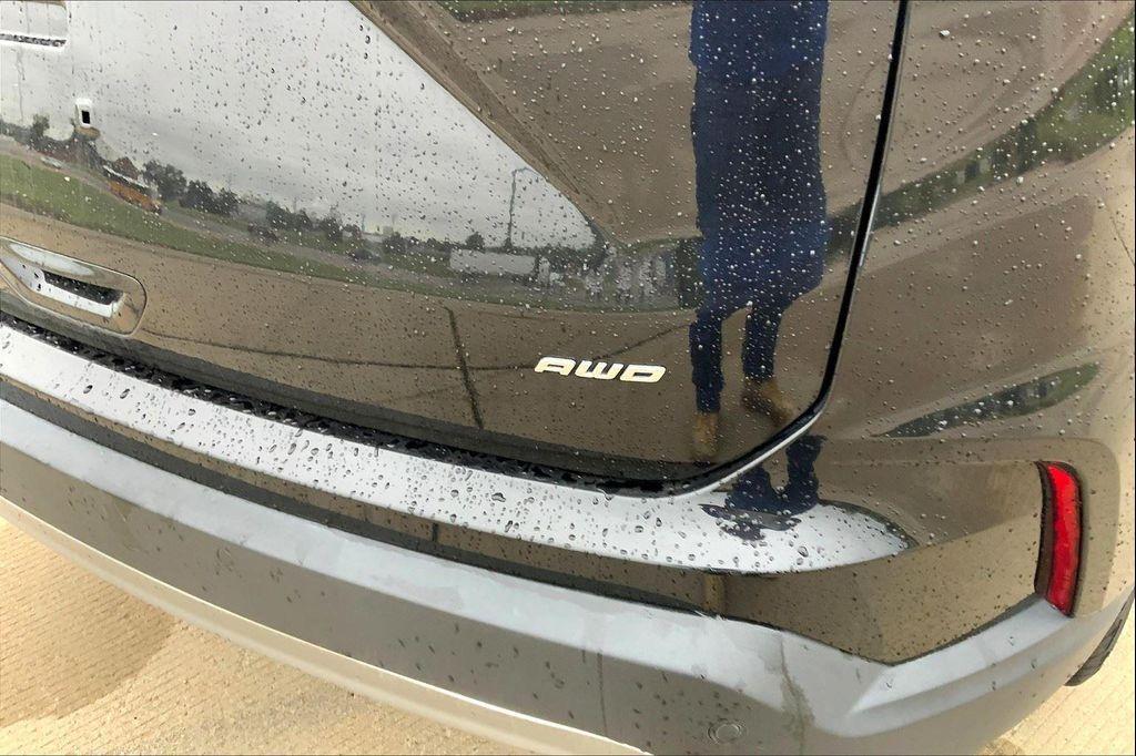 used 2024 Ford Edge car, priced at $23,717