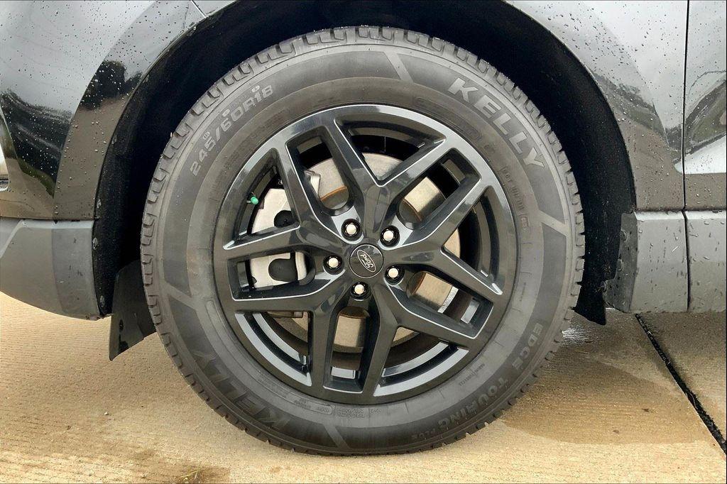 used 2024 Ford Edge car, priced at $23,717