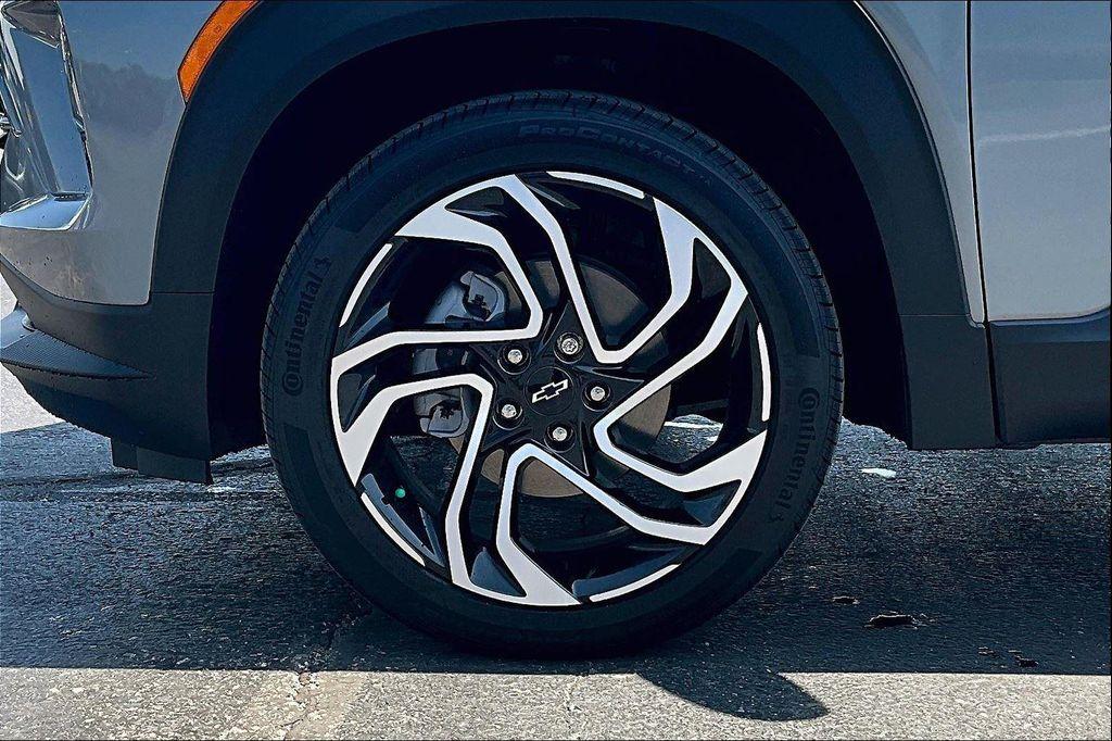 new 2026 Chevrolet TrailBlazer car, priced at $33,995