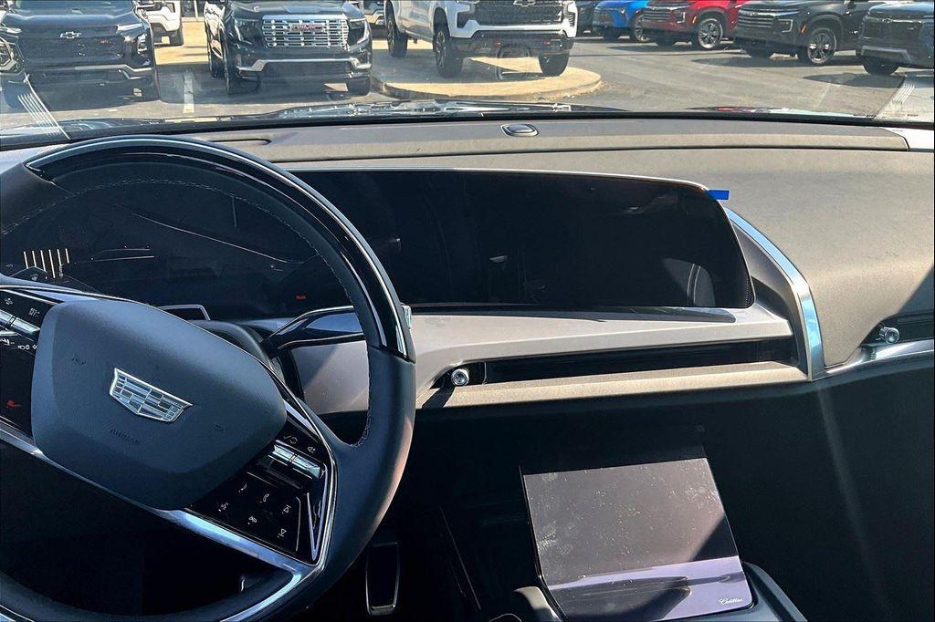 new 2026 Cadillac VISTIQ car, priced at $80,515