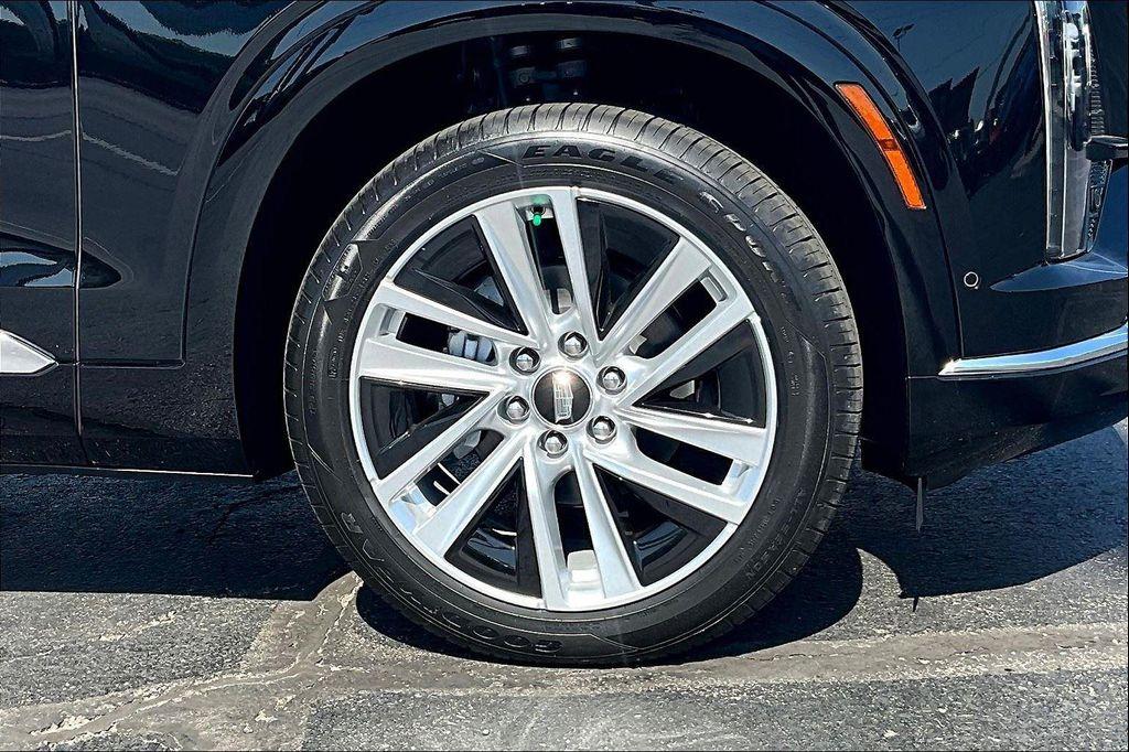 new 2026 Cadillac VISTIQ car, priced at $80,515