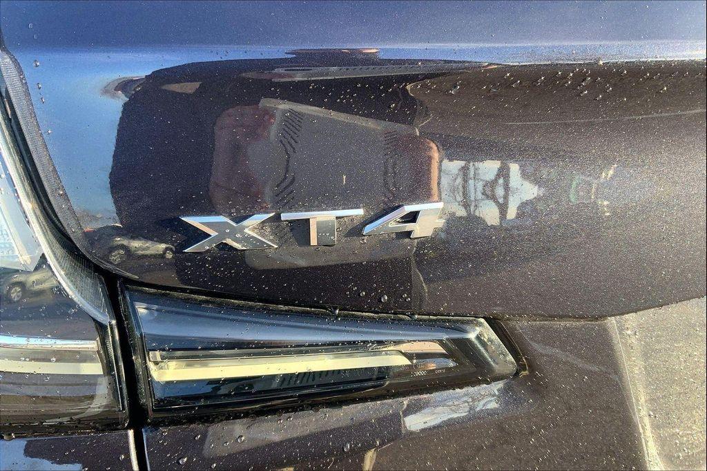 used 2022 Cadillac XT4 car, priced at $28,693