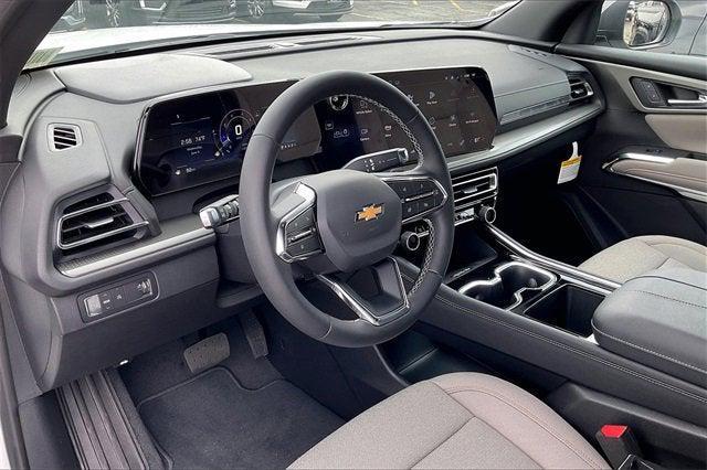 new 2025 Chevrolet Traverse car, priced at $42,870