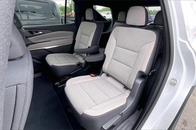 new 2025 Chevrolet Traverse car, priced at $42,870