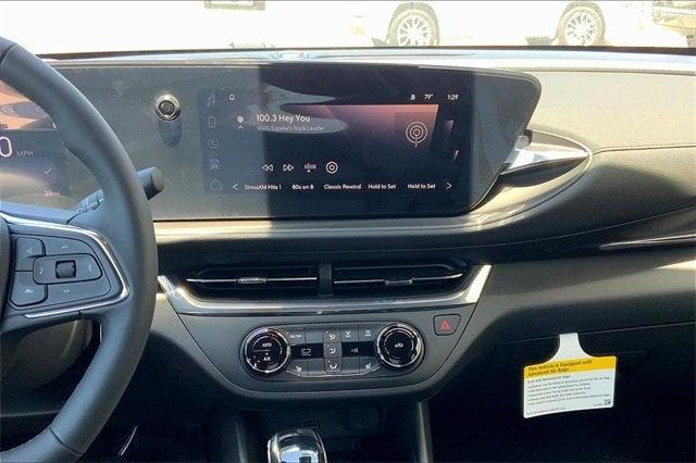new 2025 Buick Envista car, priced at $26,425
