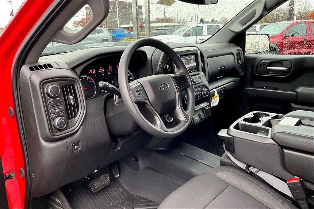 new 2025 Chevrolet Silverado 1500 car, priced at $50,520
