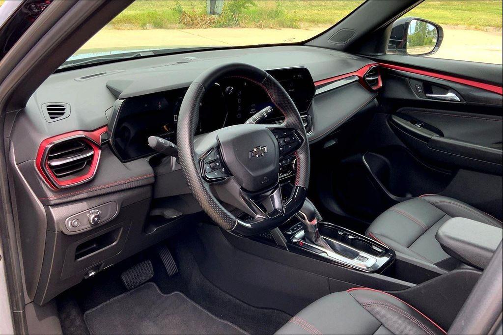 used 2024 Chevrolet TrailBlazer car, priced at $24,388