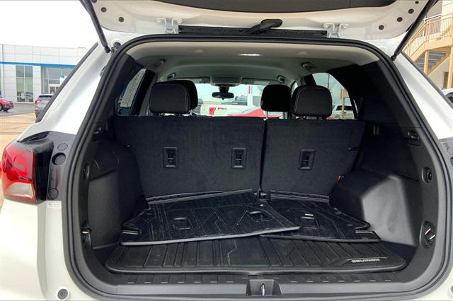 used 2023 Chevrolet Equinox car, priced at $20,990